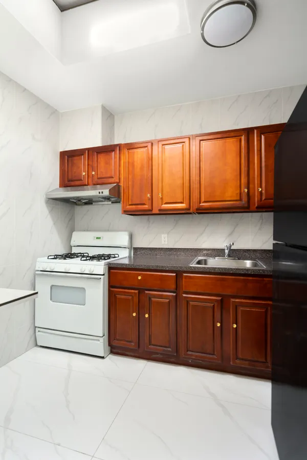 $3,100 | 1172 Gates Avenue, Unit 2 | Bushwick