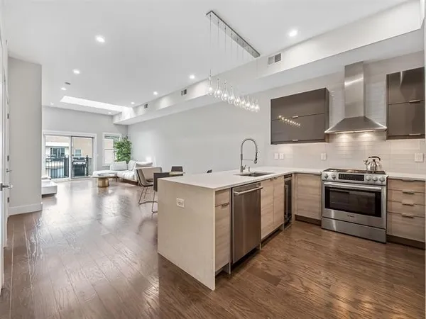 $1,399,000 | 618 Madison Street, Unit 4, Hoboken, NJ 07030