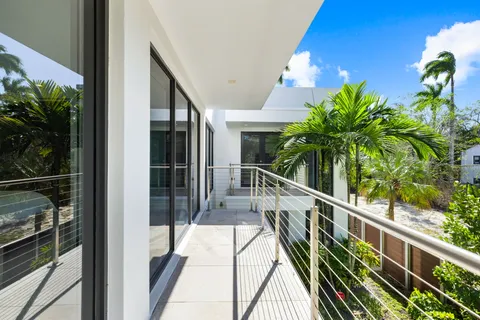 $6,495,000 | 3770-3792 Kumquat Avenue, Miami, FL 33133