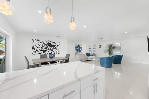 $890,000 | 9724 Southwest 4th Terrace, Miami, FL 33174