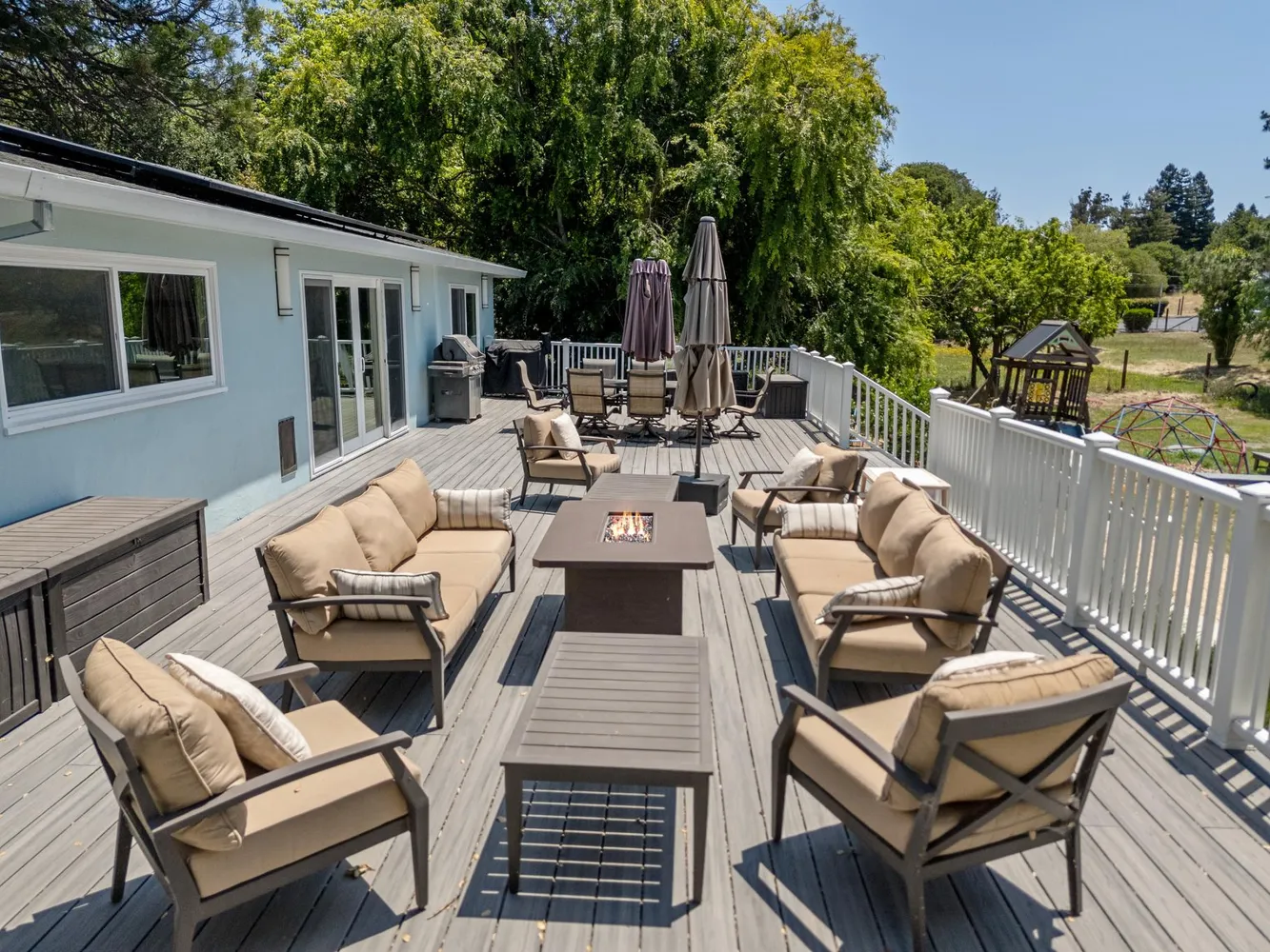 $1,400,000 | 498 Lohrman Lane, Petaluma, CA 94952