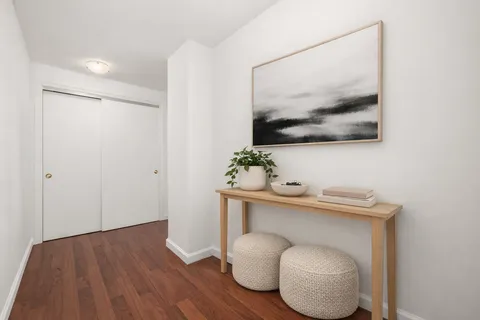 $6,490 | 1 Irving Place, Unit U22A | Gramercy