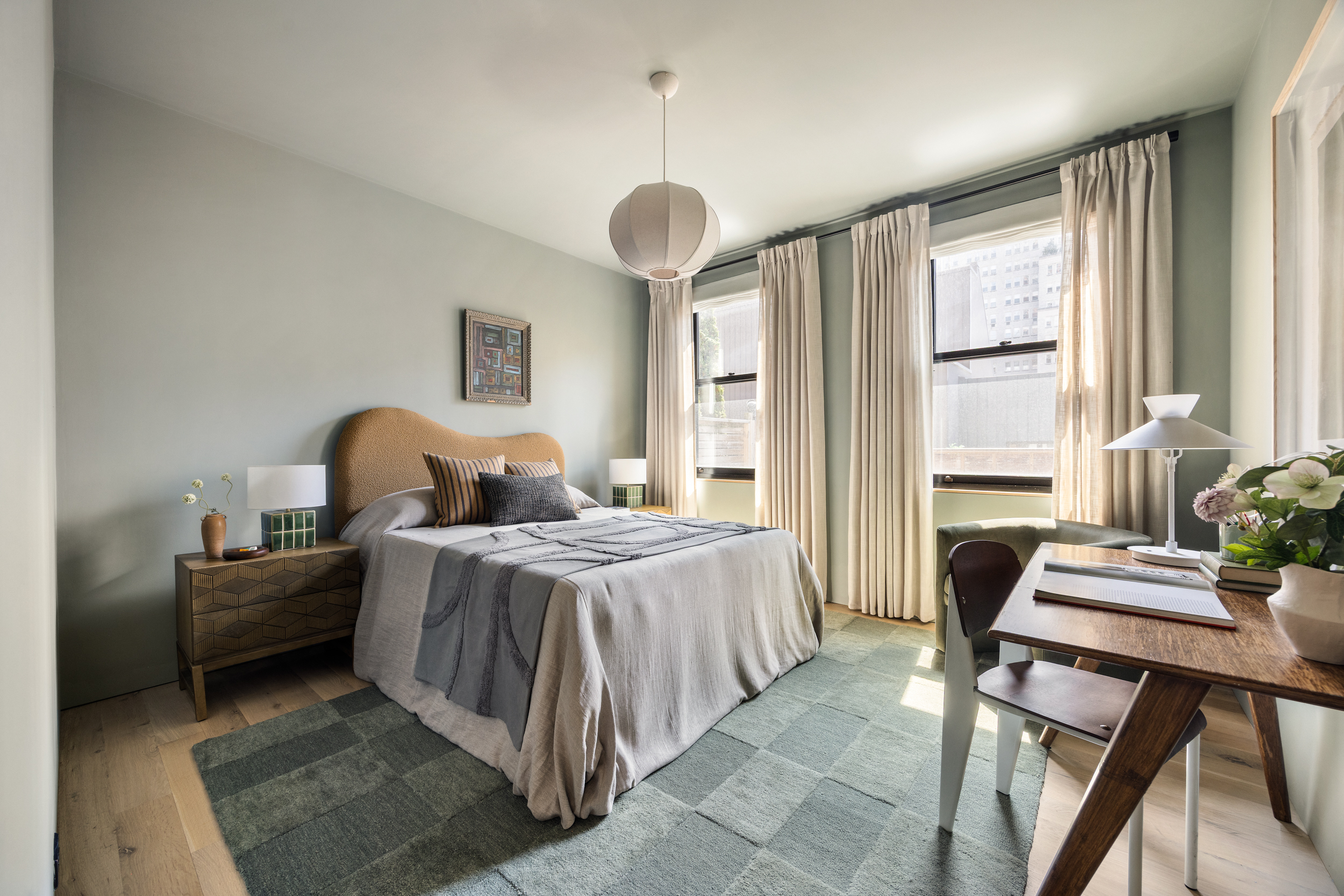110 Duane Street, Unit PH3S Manhattan, NY 10007 - Photo 15 of 23 a bedroom with a bed and a large window
