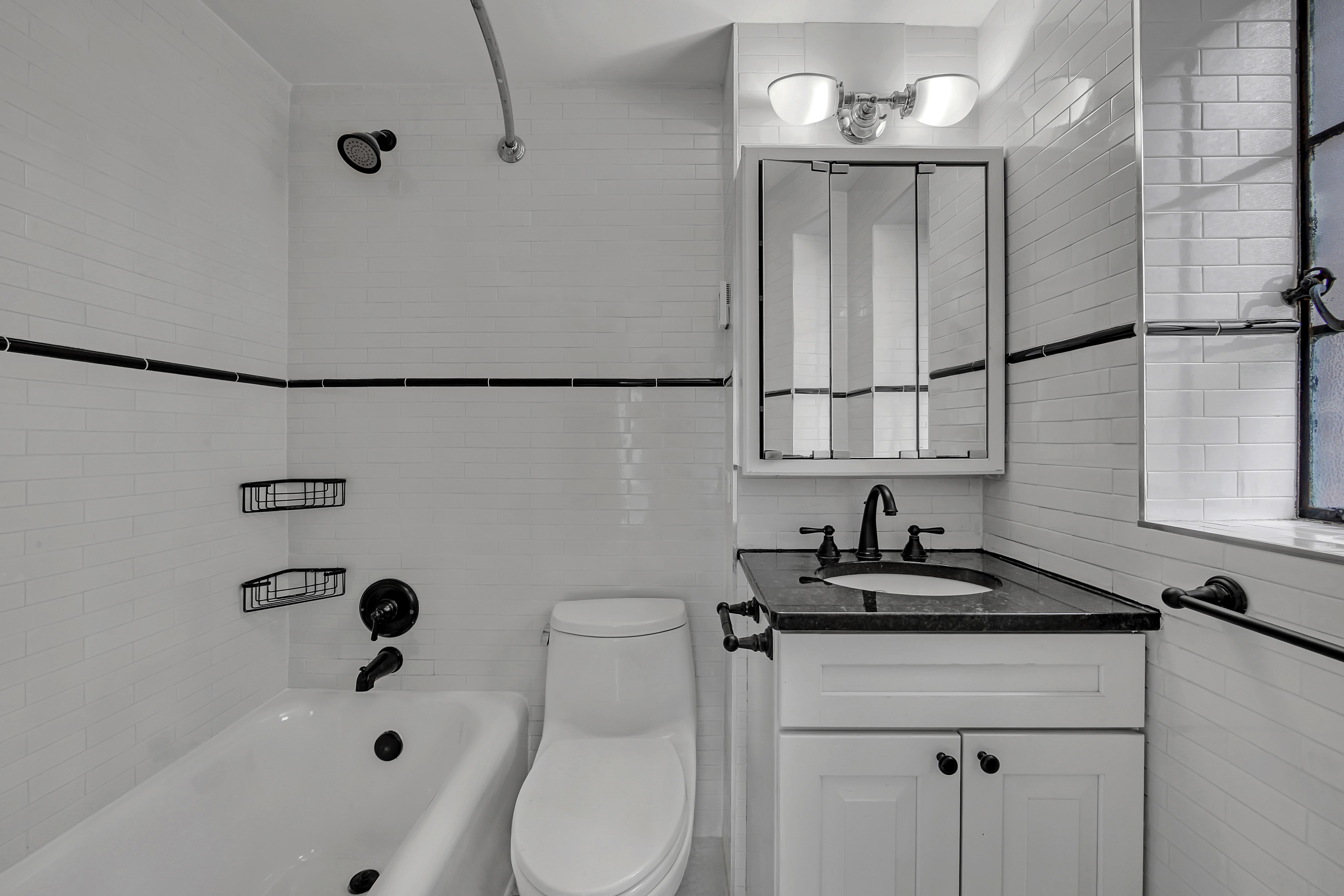 45 Tudor City Place, Unit 411 Manhattan, NY 10017 - Photo 9 of 16