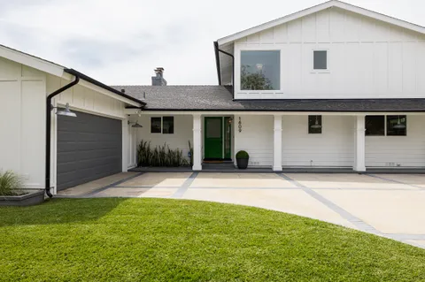 $4,850,000 | 1609 Ruth Lane, Newport Beach, CA 92660