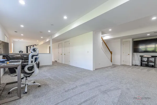 $474,900 | 2212 Baxter Court, Elgin, IL 60123