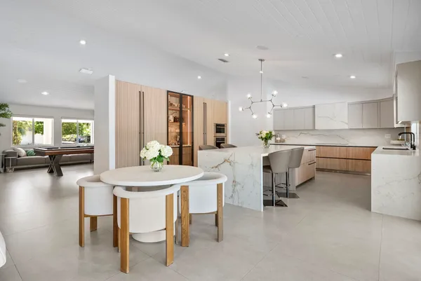$2,925,000 | 9201 Southwest 102nd Street, Miami, FL 33176