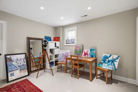 Contact Agent | 5313 Massachusetts Avenue, Bethesda, MD 20816