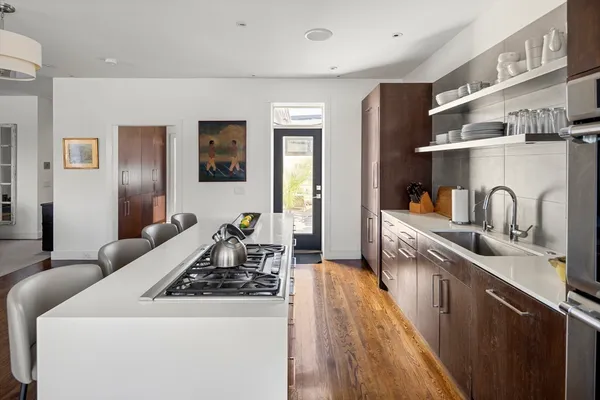 $10,500,000 | 148 Huron Avenue, Cambridge, MA 02138