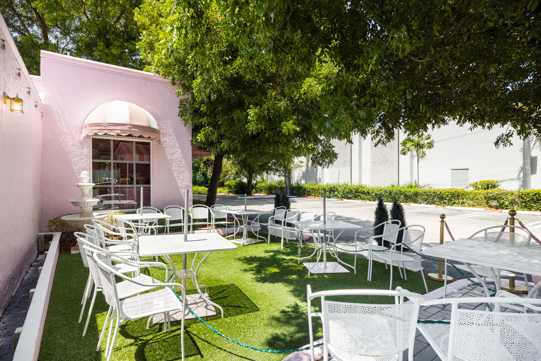 2345 Southwest 37th Avenue Miami, FL 33145 - Photo 10 of 38