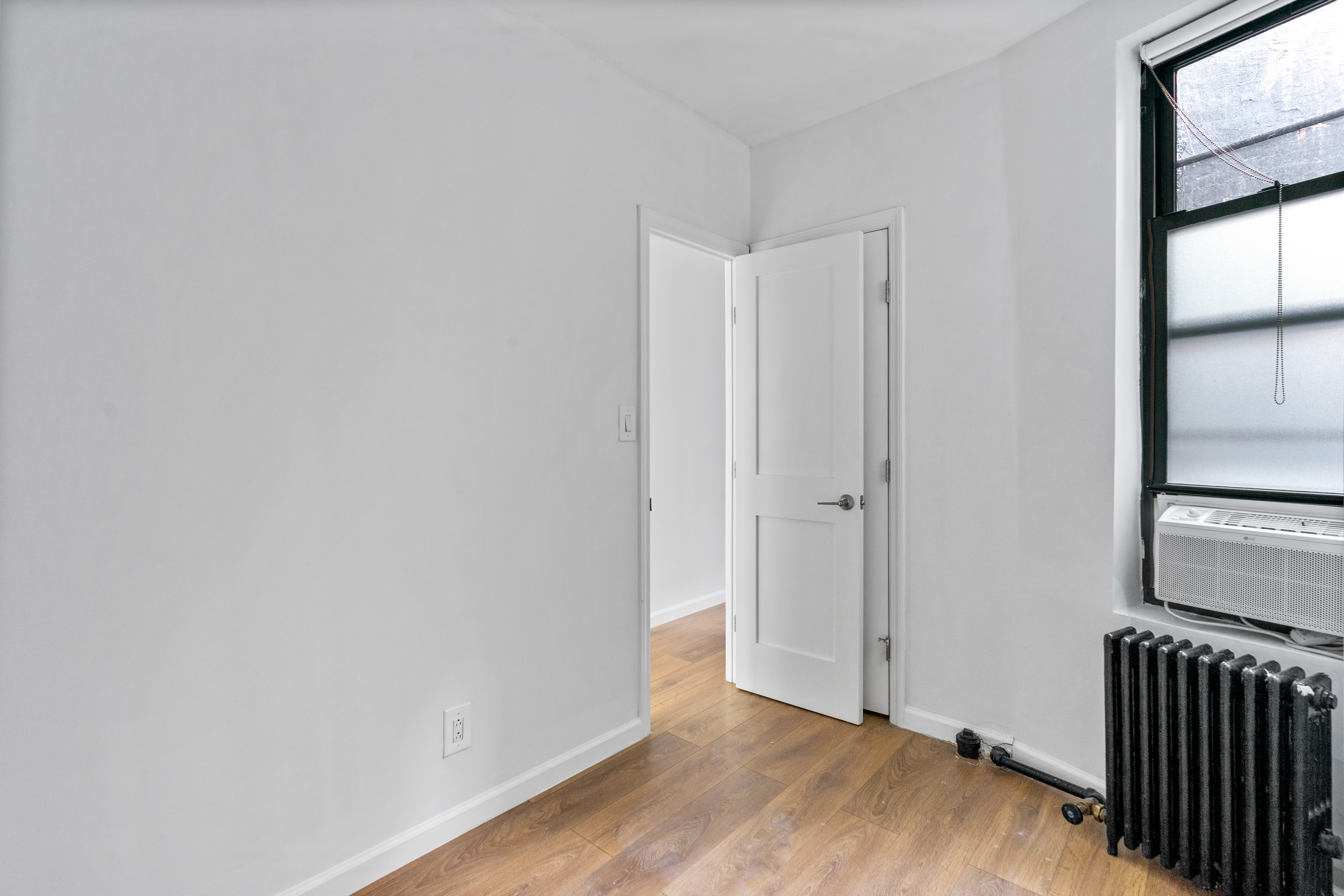 746 9th Avenue, Unit 3A Manhattan, NY 10019 - Photo 4 of 12