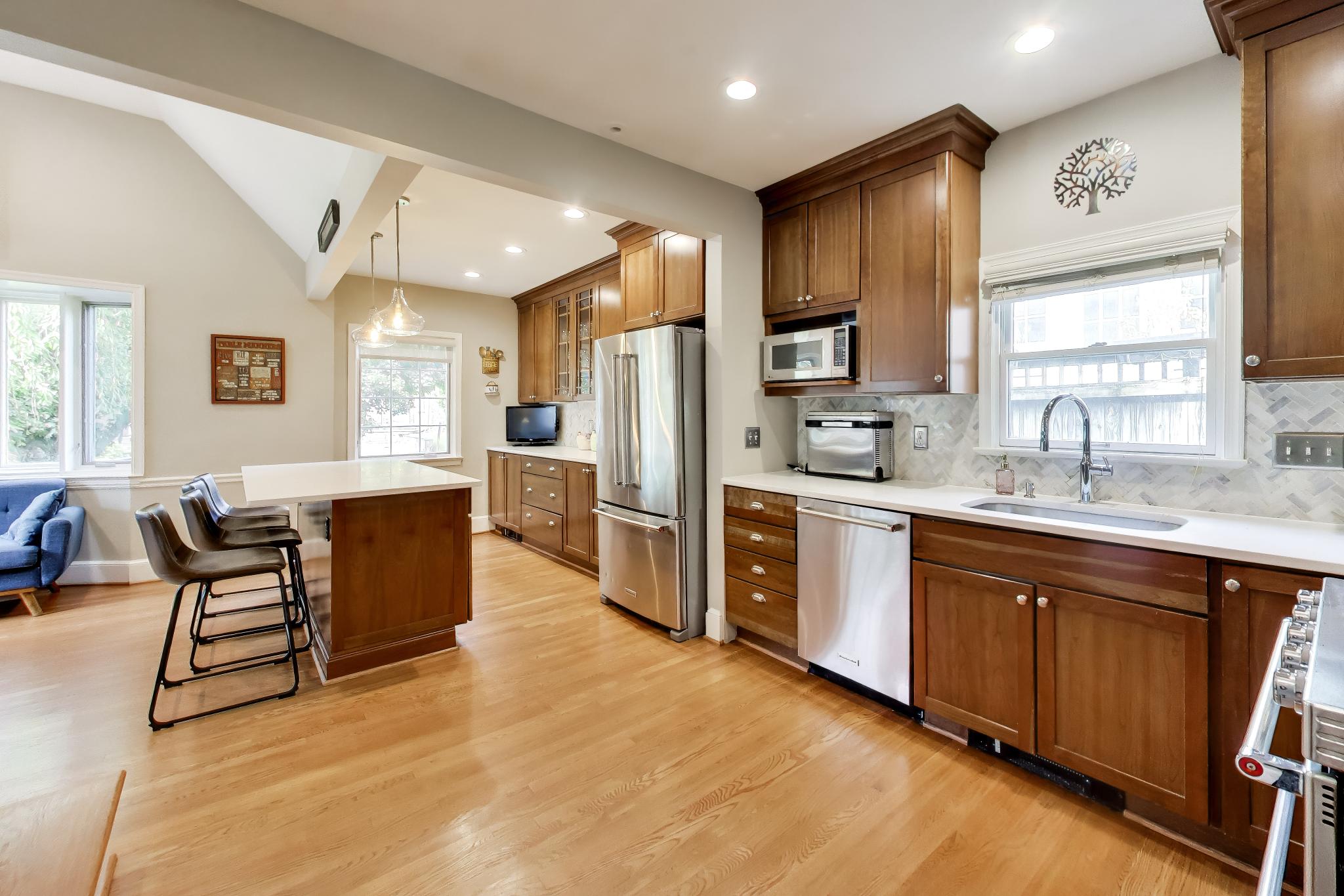 306 Indian Spring Drive Silver Spring, MD 20901 - Photo 13 of 54 Gallery Image 13