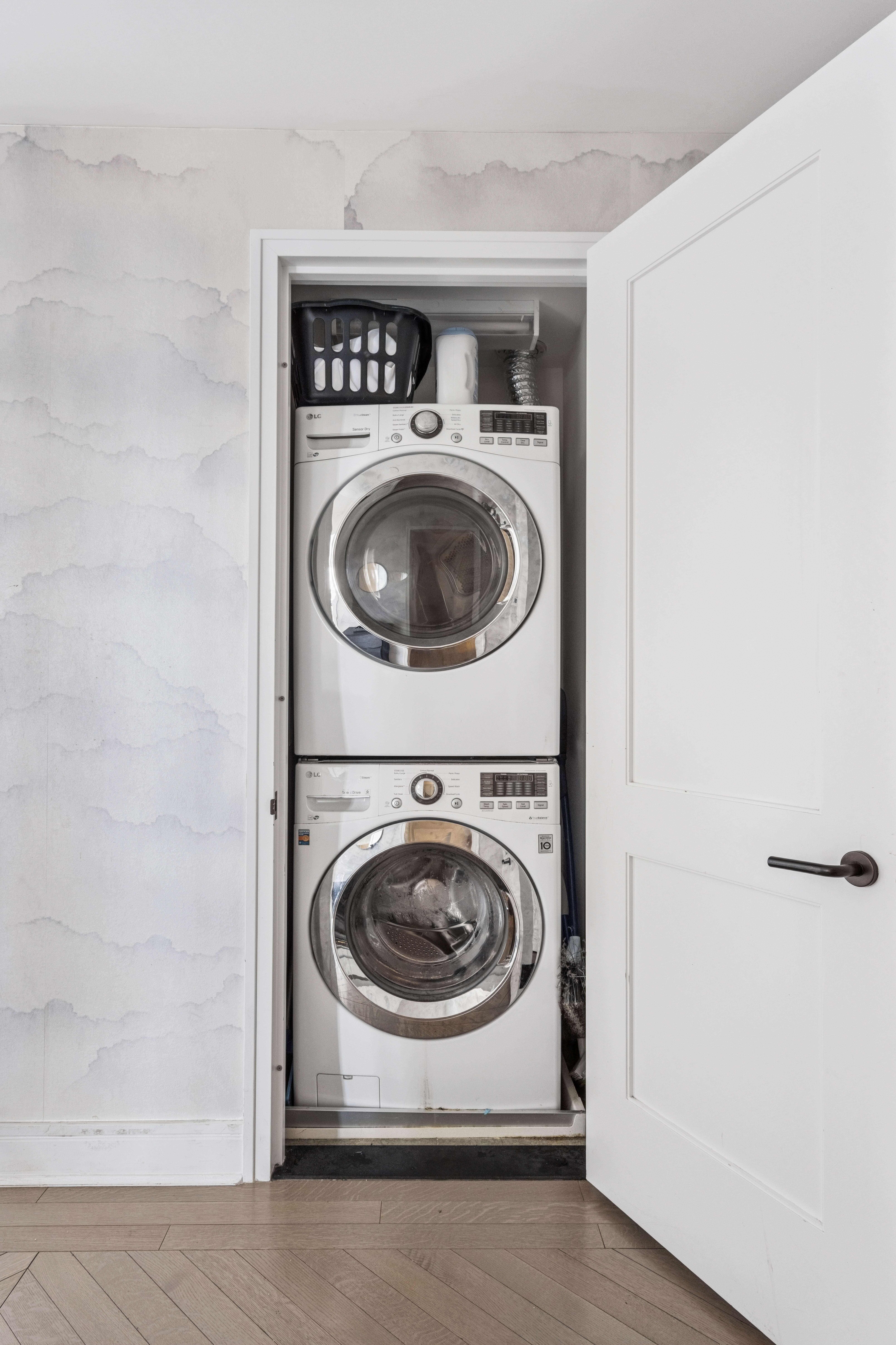 265 State Street, Unit 802 Brooklyn, NY 11201 - Photo 16 of 26 Gallery Image 16