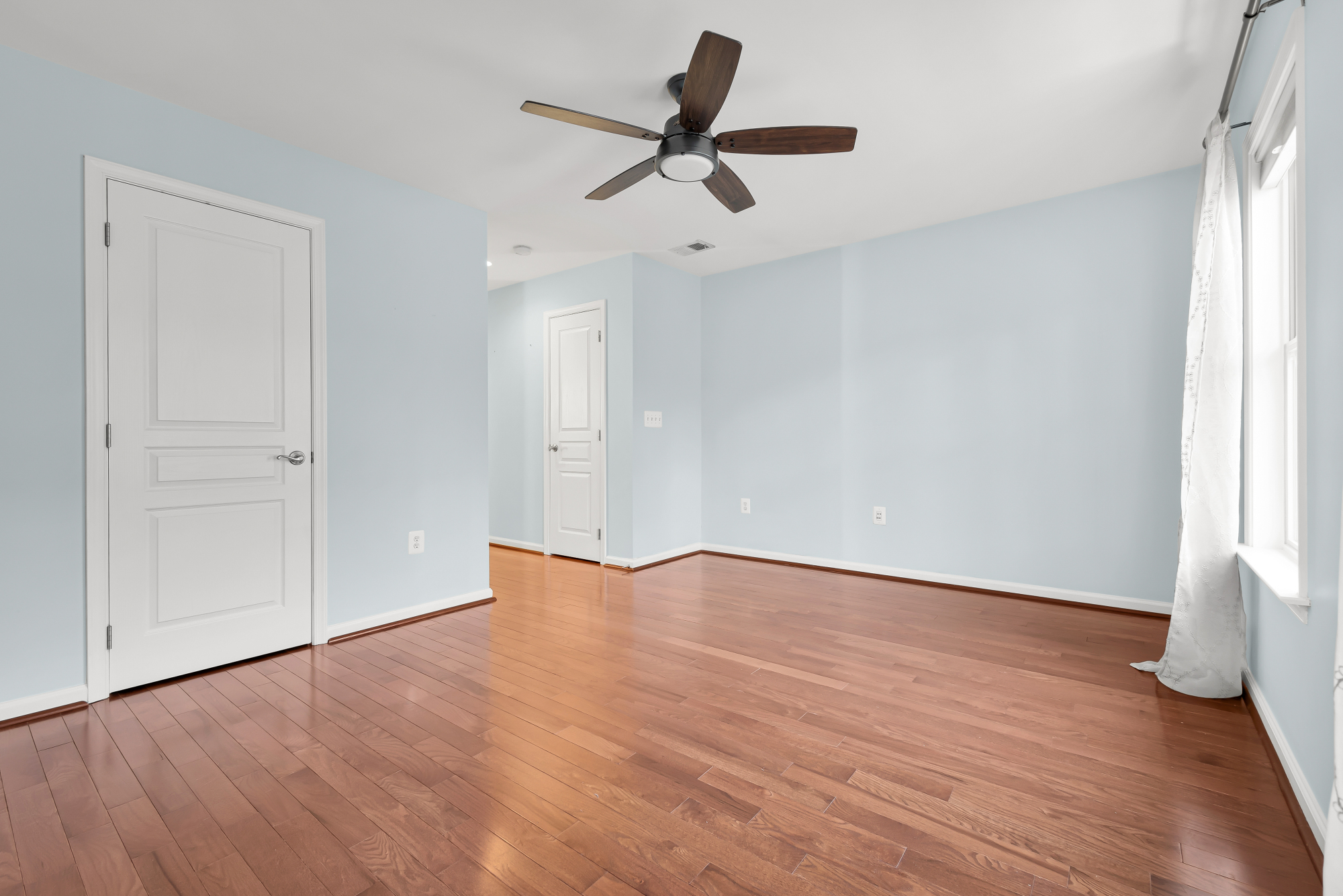 3351 Kemper Road Arlington, VA 22206 - Photo 11 of 17