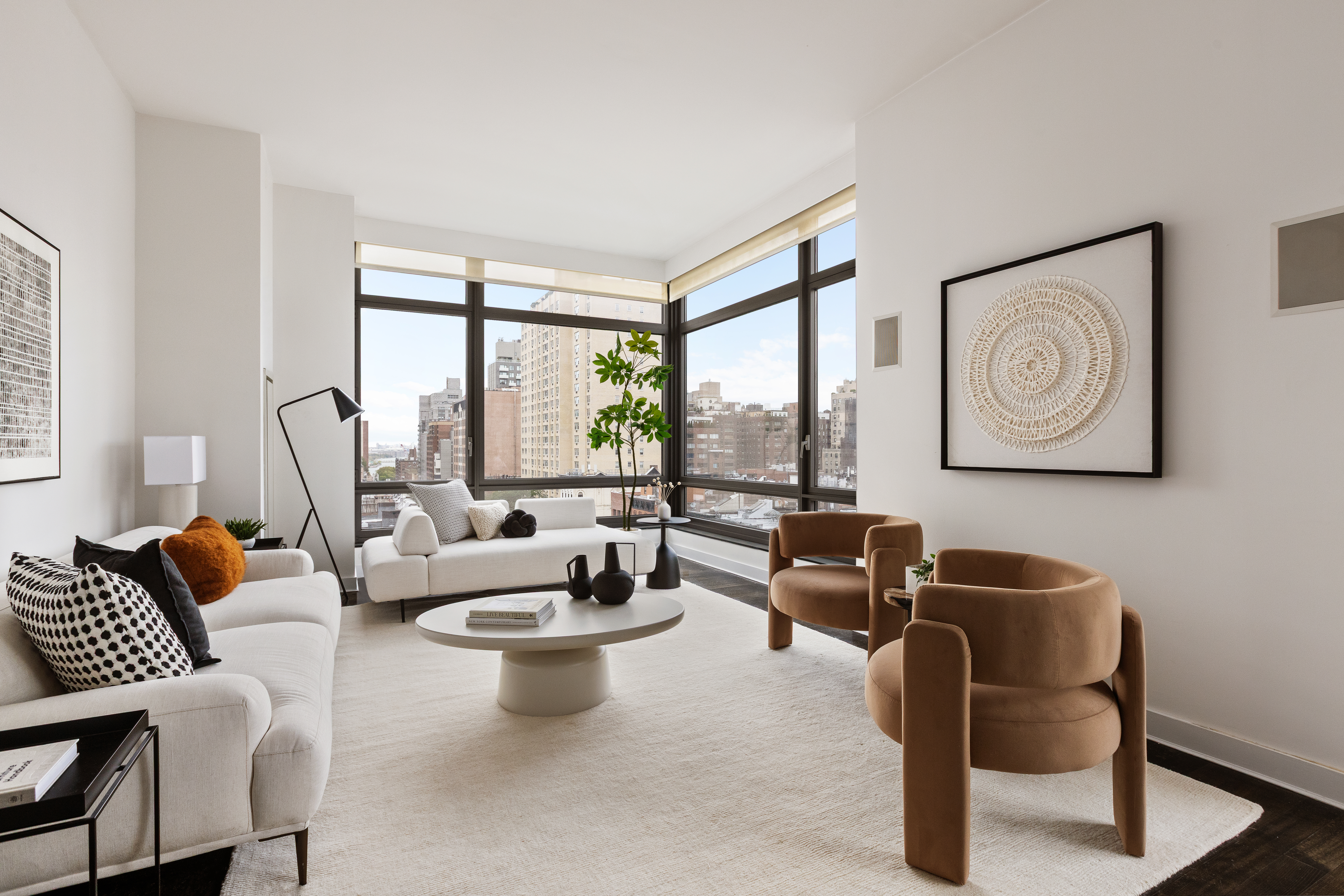 450 East 83rd Street, Unit 8B Manhattan, NY 10028 - Photo 2 of 18 Gallery Image 2