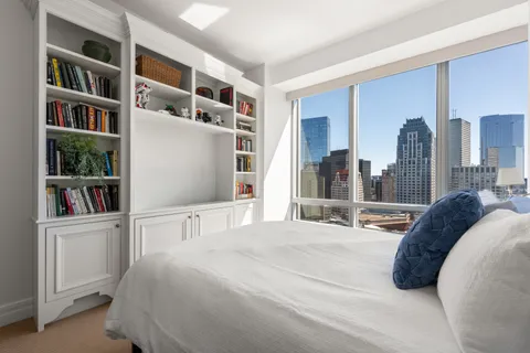 $3,499,000 | 2 Avery Street, Unit 25C, Boston, MA 02111