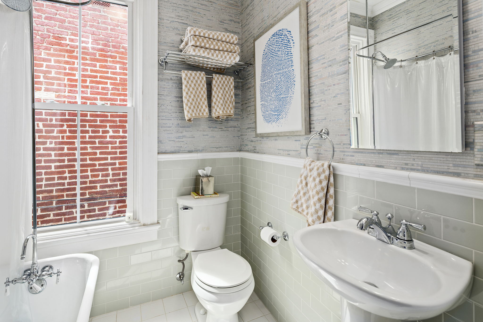 412 10th Street Southeast Washington, DC 20003 - Photo 18 of 34