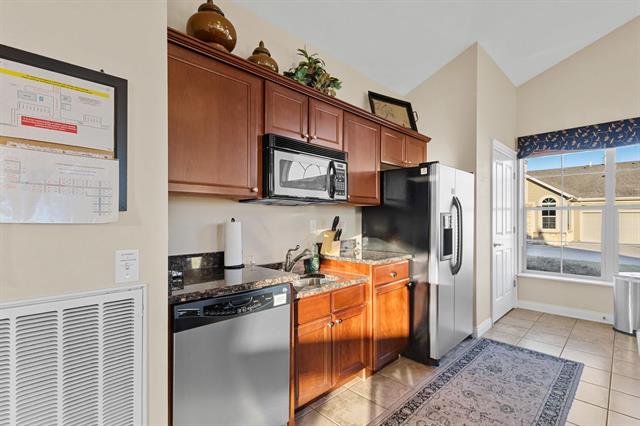 10 Pond View Way Fitchburg, WI 53711 - Photo 50 of 68