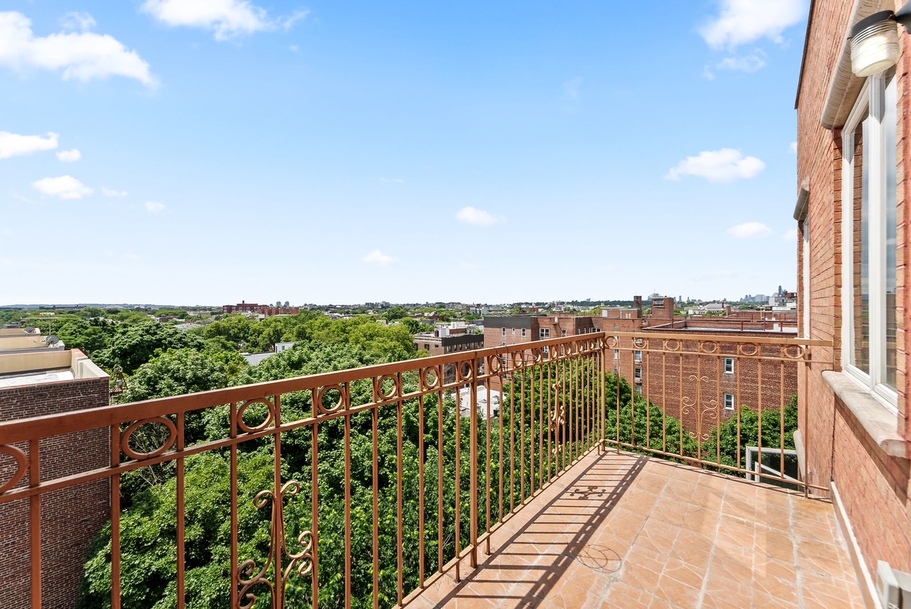 842 Ocean Parkway, Unit 8B Brooklyn, NY 11230 - Photo 2 of 14 a view of city from a balcony
