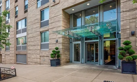 $800,000 | 68 Bradhurst Avenue, Unit 8R | Central Harlem