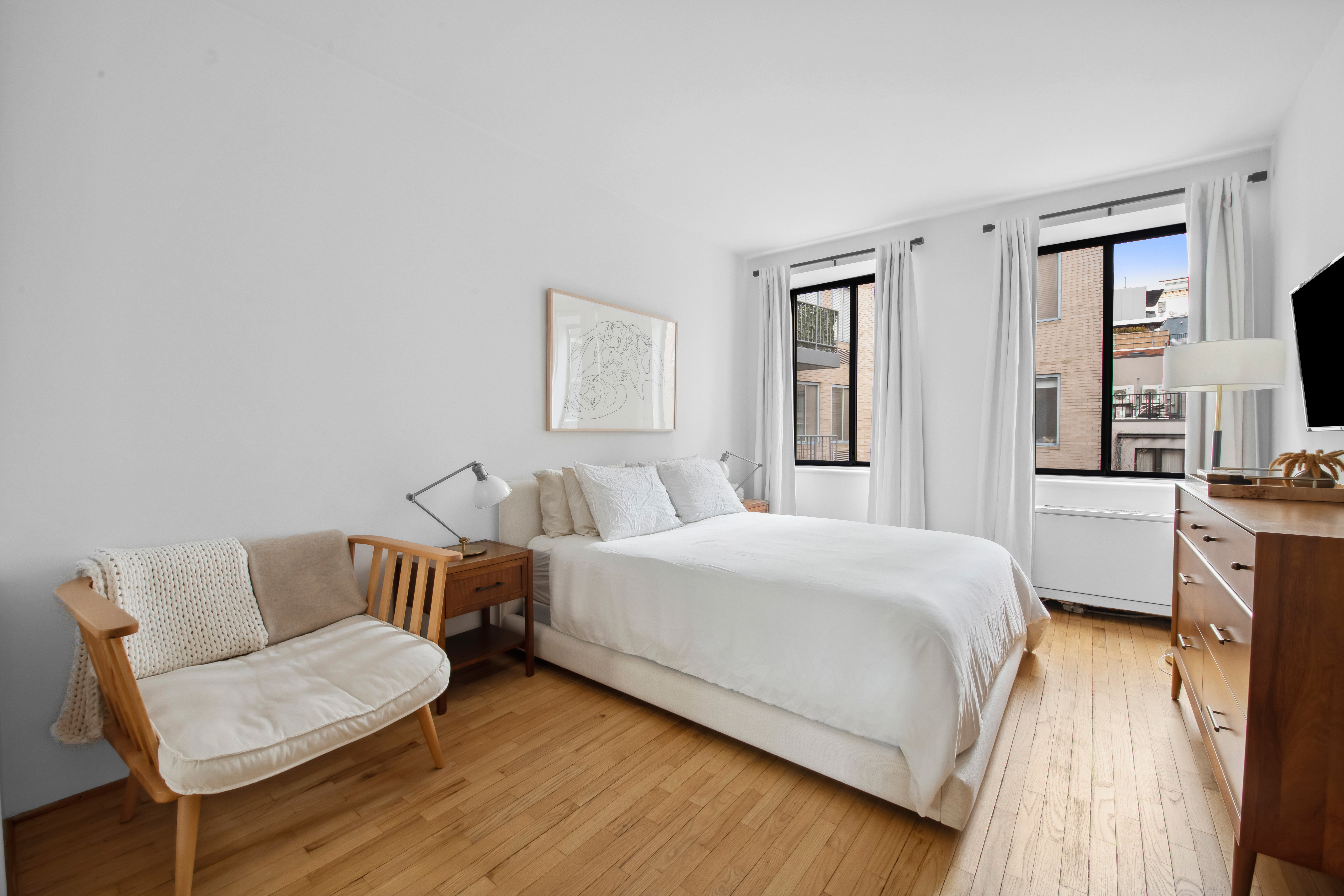 167 Perry Street, Unit 5H Manhattan, NY 10014 - Photo 4 of 8