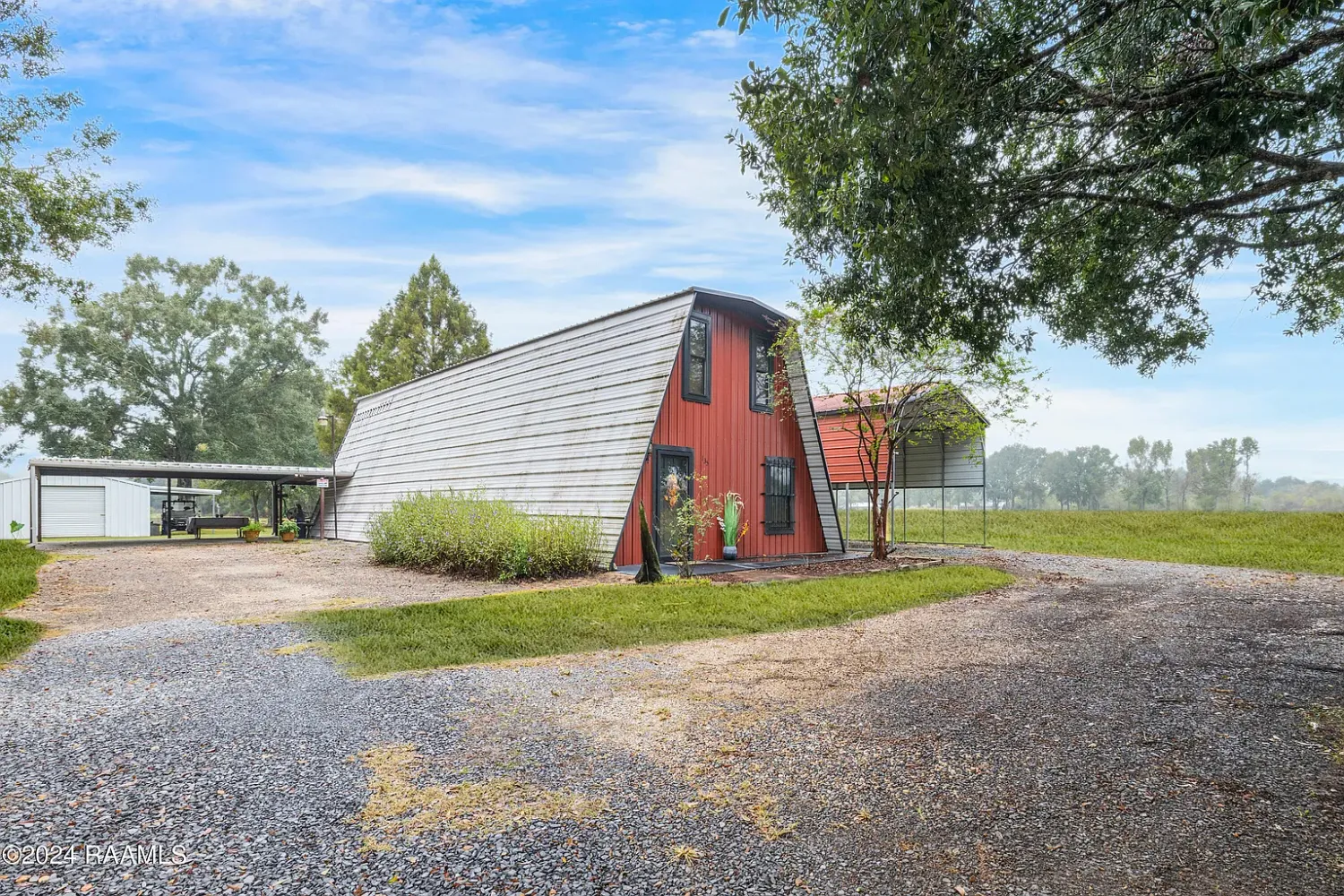 $325,000 | 135 Woodys Lane, Sunset, LA 70584