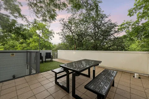 $642,000 | 2008 Riverview Street, Unit B, Austin, TX 78702