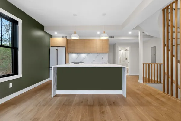 $1,025,000 | 16 Yale Terrace, Unit 2, Jamaica Plain, MA 02130