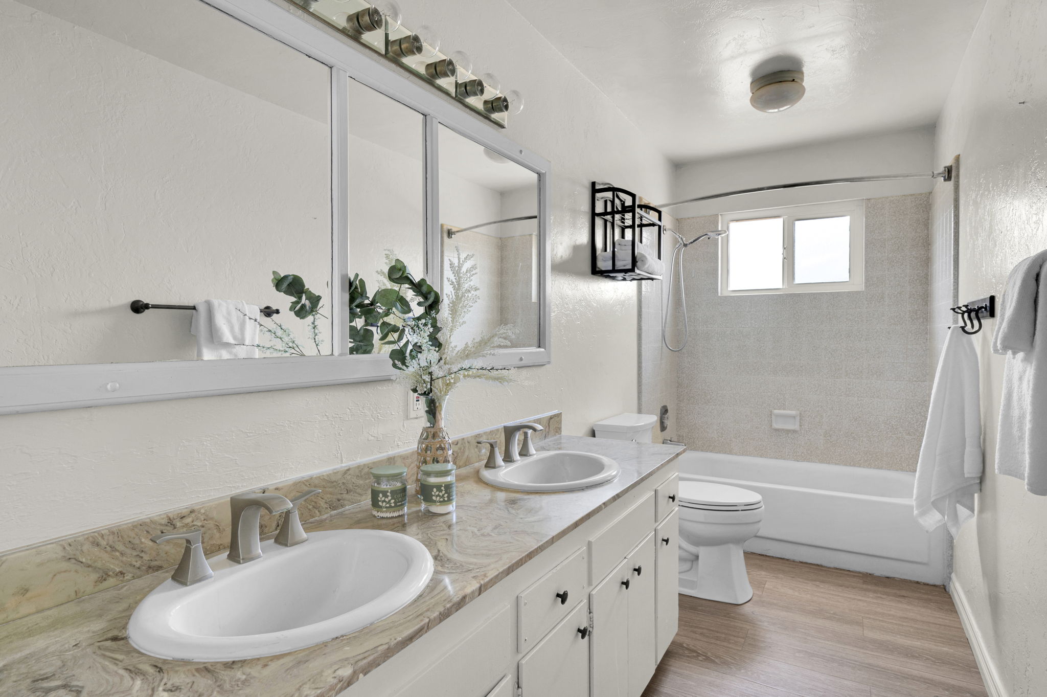 12426 Royal Road El Cajon, CA 92021 - Photo 9 of 15 Gallery Image 9