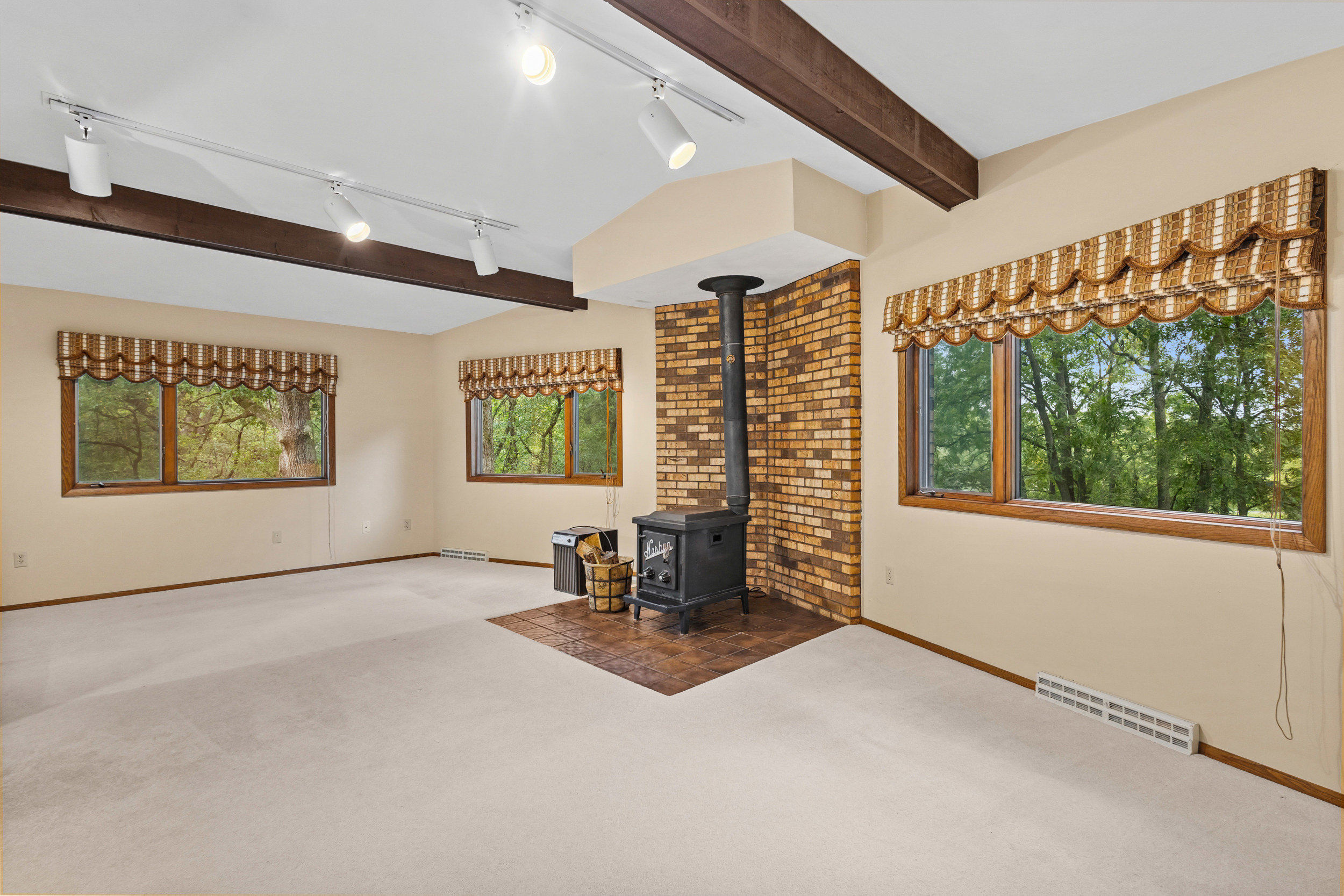 8773 Airport Road Middleton, WI 53562 - Photo 13 of 66 Gallery Image 13