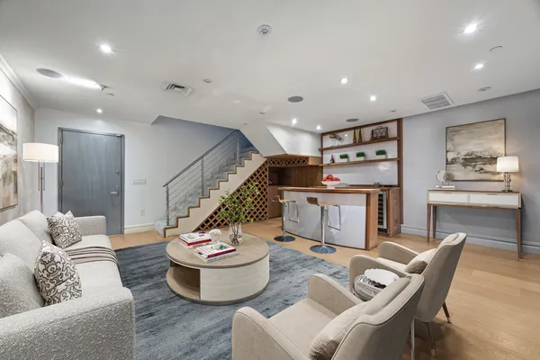 $4,495,000 | 157 East 84th Street, Unit THA | Upper East Side