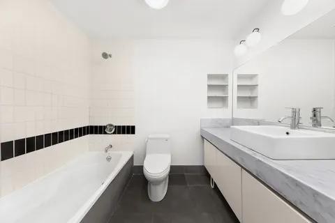 $1,150,000 | 201 Spencer Street, Unit 5B | Bedford-Stuyvesant