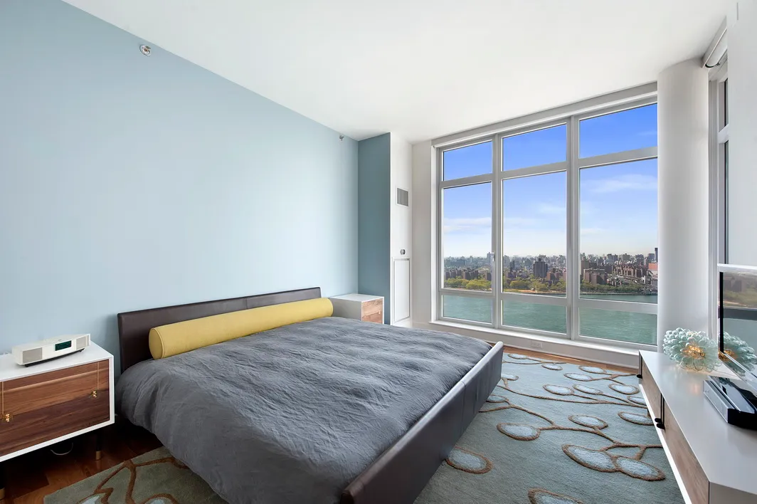 $11,495 | 2 Northside Piers, Unit 27P | Williamsburg