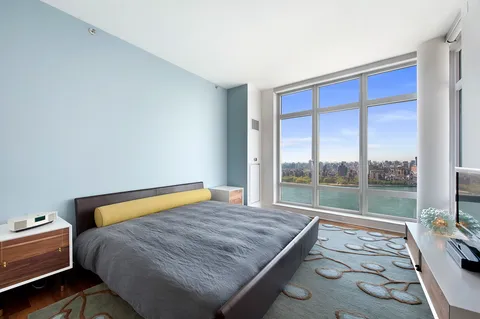 $11,995 | 2 Northside Piers, Unit 27P | Williamsburg