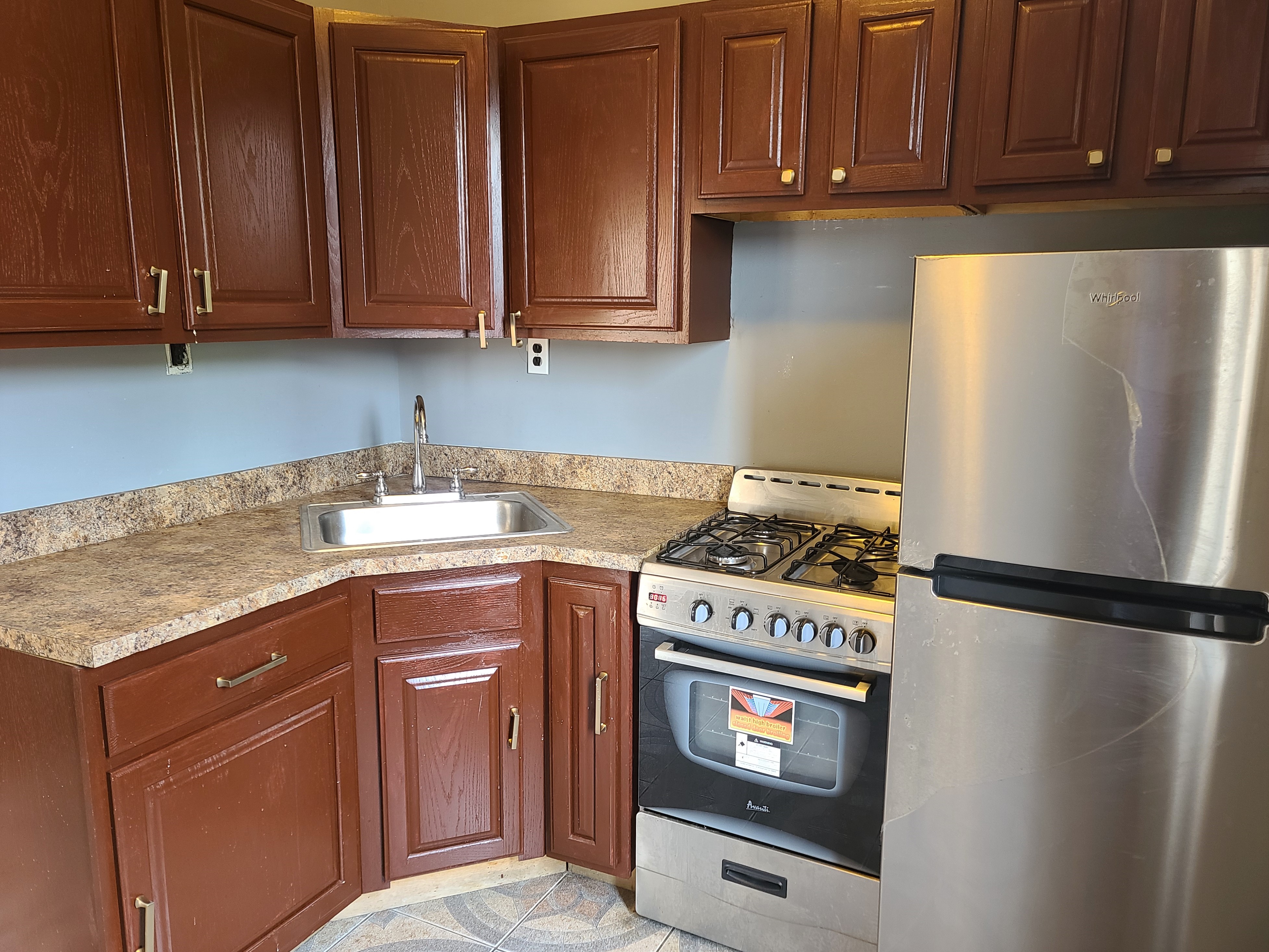 348 Douglass Street, Unit 4R Brooklyn, NY 11217 - Photo 7 of 9