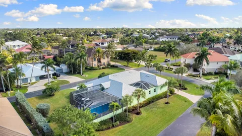 $995,000 | 27190 Driftwood Drive, Bonita Springs, FL 34135