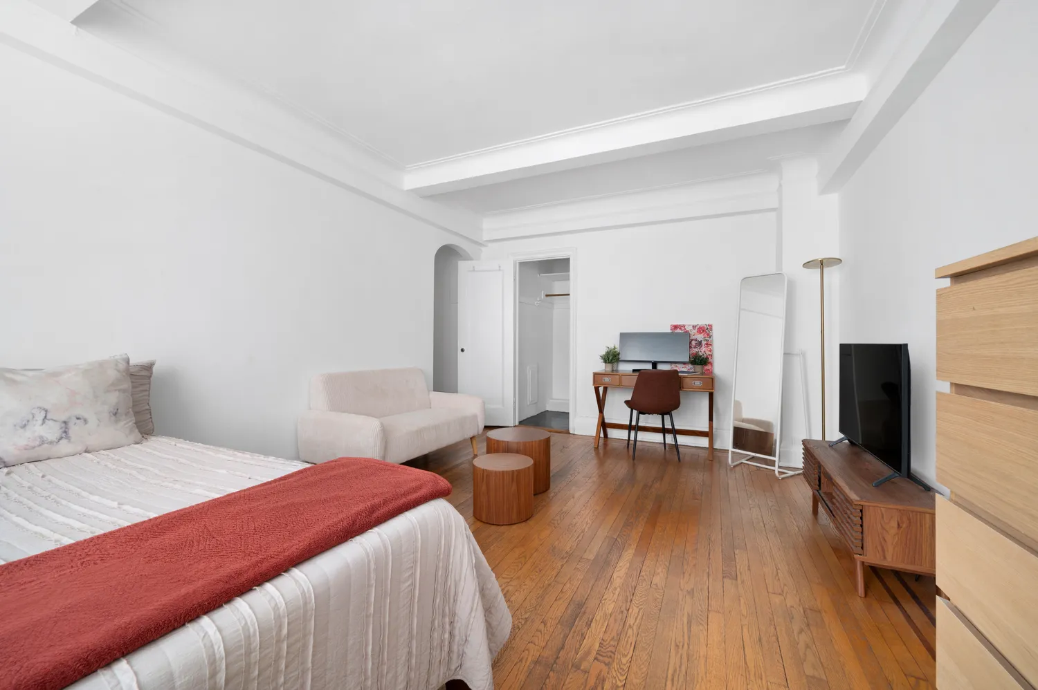 $2,900 | 7 Park Avenue, Unit 6E | Murray Hill