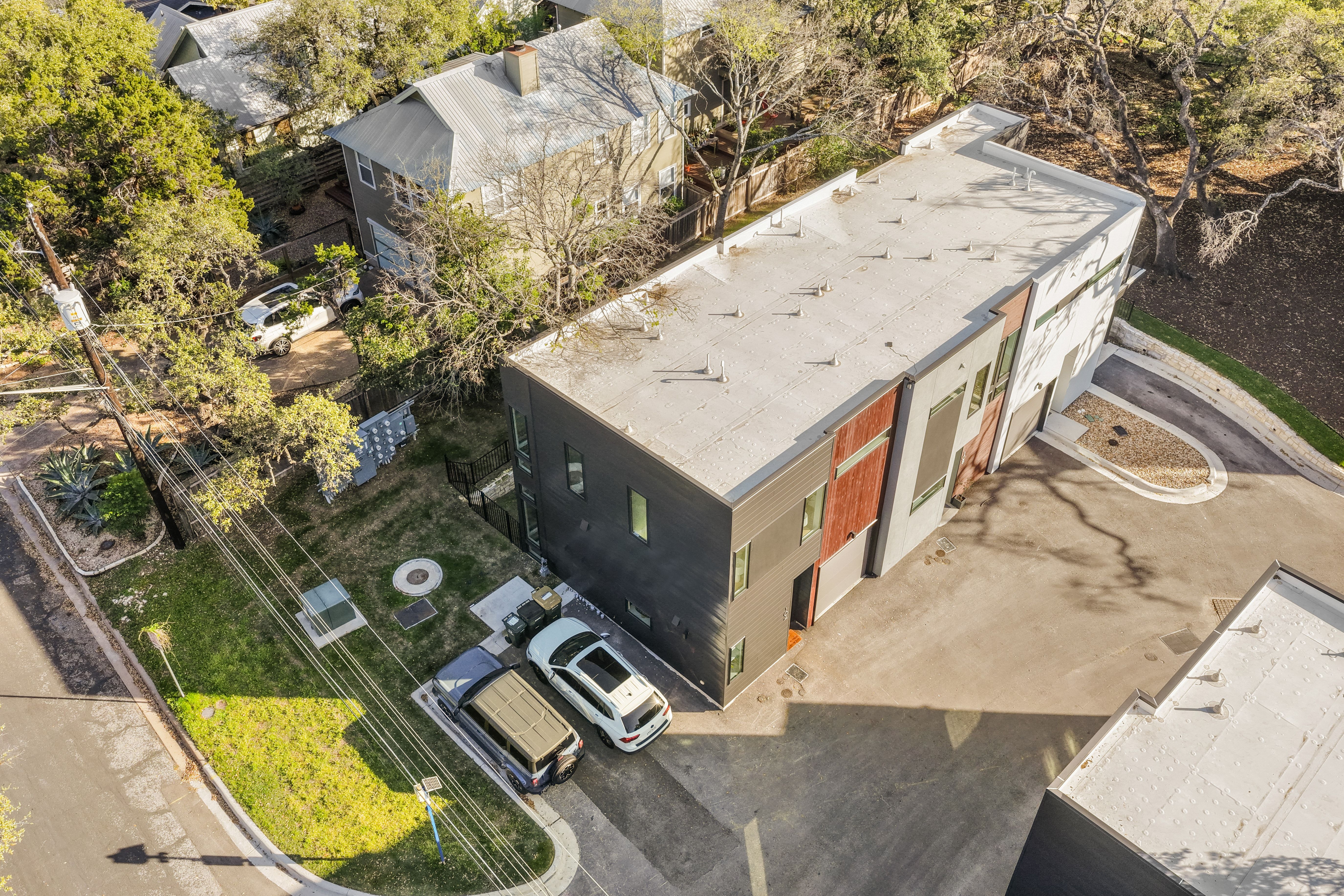 219 Lessin Lane, Unit 10A Austin, TX 78704 - Photo 30 of 33