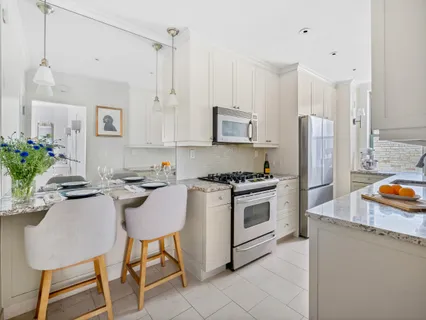 $995,000 | 595 West End Avenue, Unit 3C | Upper West Side