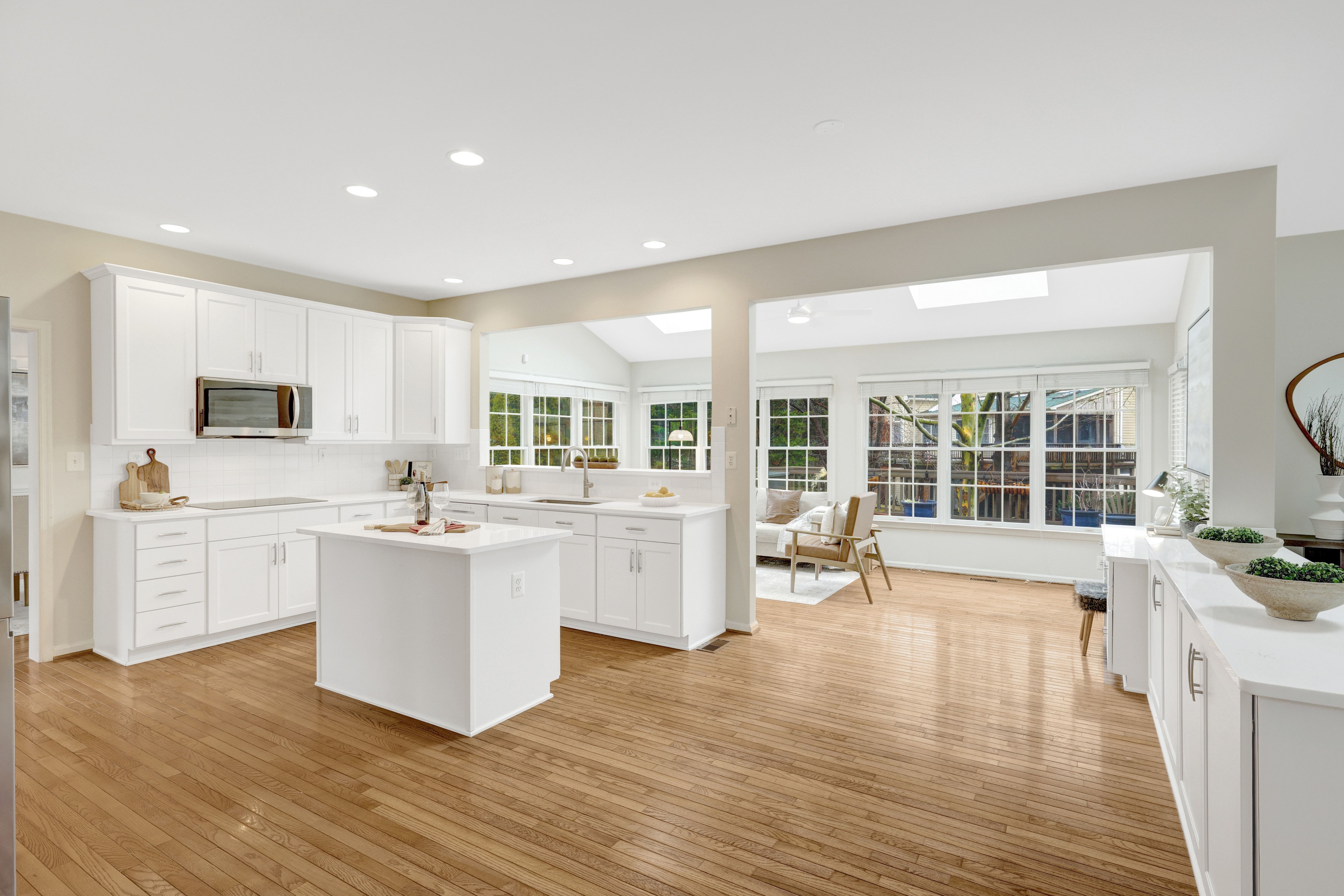 1295 Gatesmeadow Way Reston, VA 20194 - Photo 22 of 57