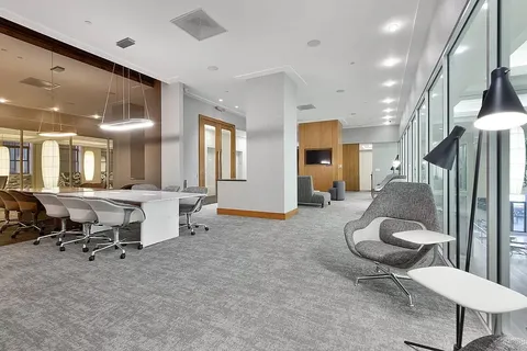 $529,000 | 20 West Street, Unit 37G | Financial District