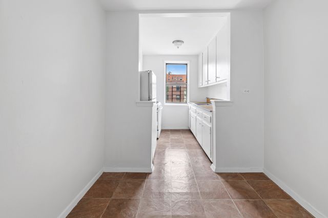 $280,000 | 180 Van Cortlandt Park South, Unit 2E | Kingsbridge