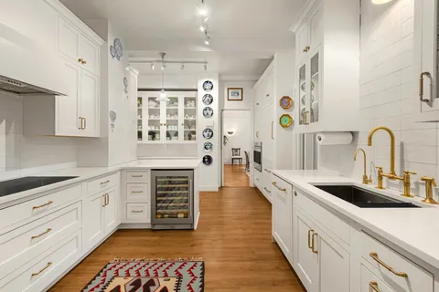 $5,250,000 | 580 Park Avenue, Unit 3A | Lenox Hill