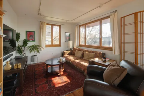 $4,000,000 | 10 Newell Street, Cambridge, MA 02140