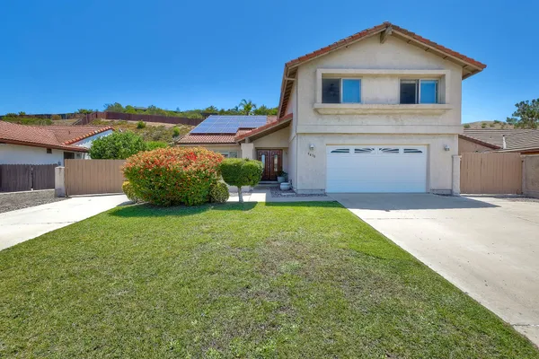 $999,000 | 9430 Palomino Ridge Drive, Lakeside, CA 92040