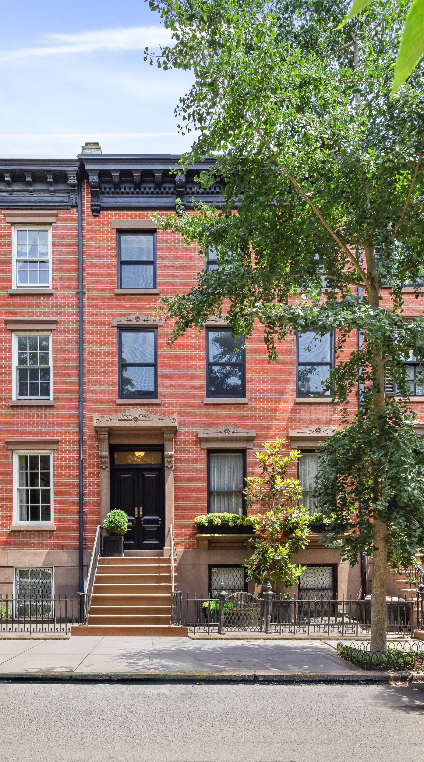 13 Garden Place, Unit B Brooklyn, NY 11201 - Photo 17 of 22 front view of a building