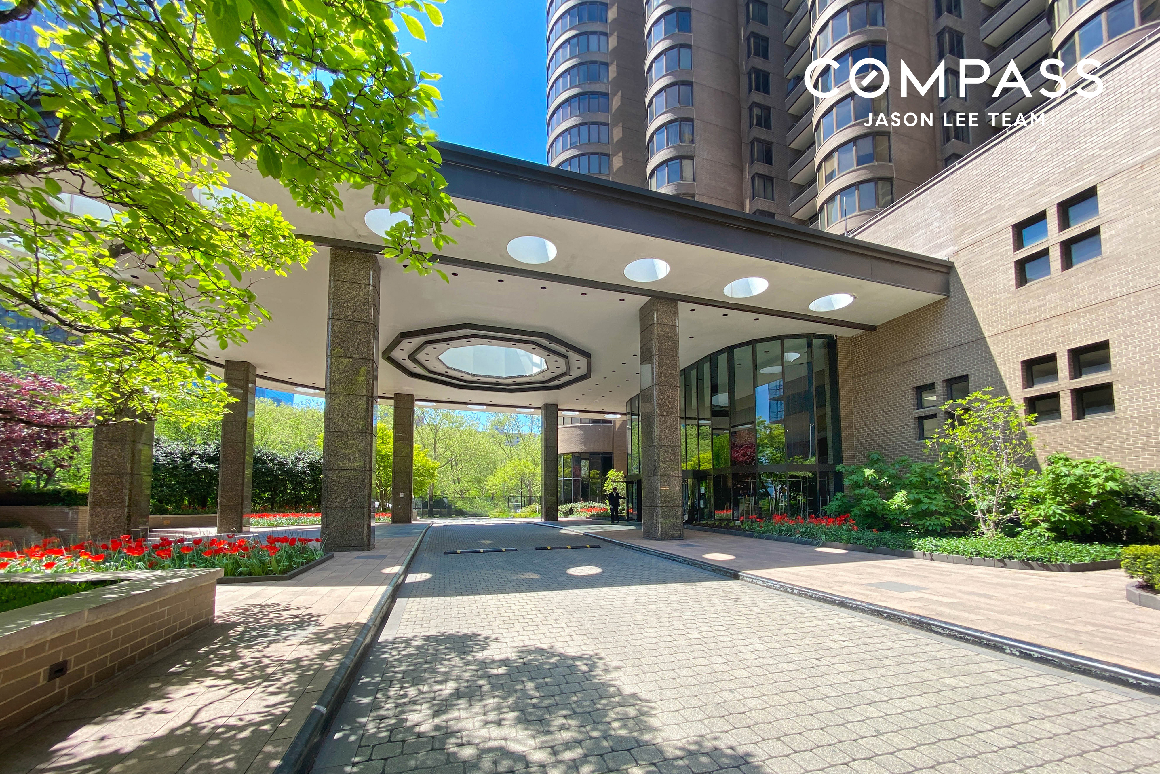 330 East 38th Street, Unit 38E Manhattan, NY 10016 - Photo 21 of 35