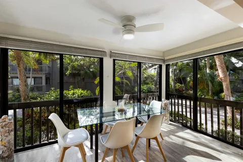 $655,000 | 1479 Landings Circle, Unit 41, Sarasota, FL 34231
