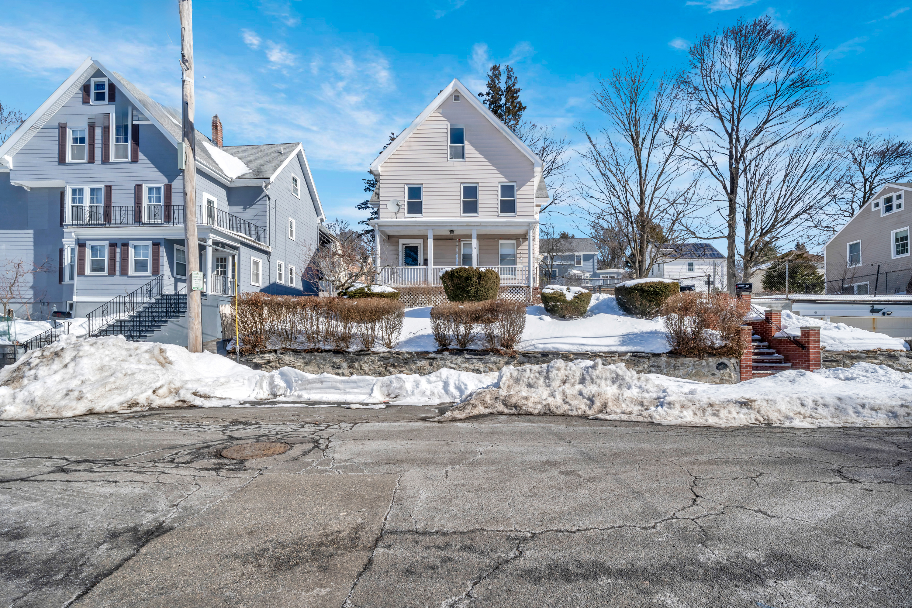 75 Warren Street Medford, MA 02155 - Photo 2 of 68