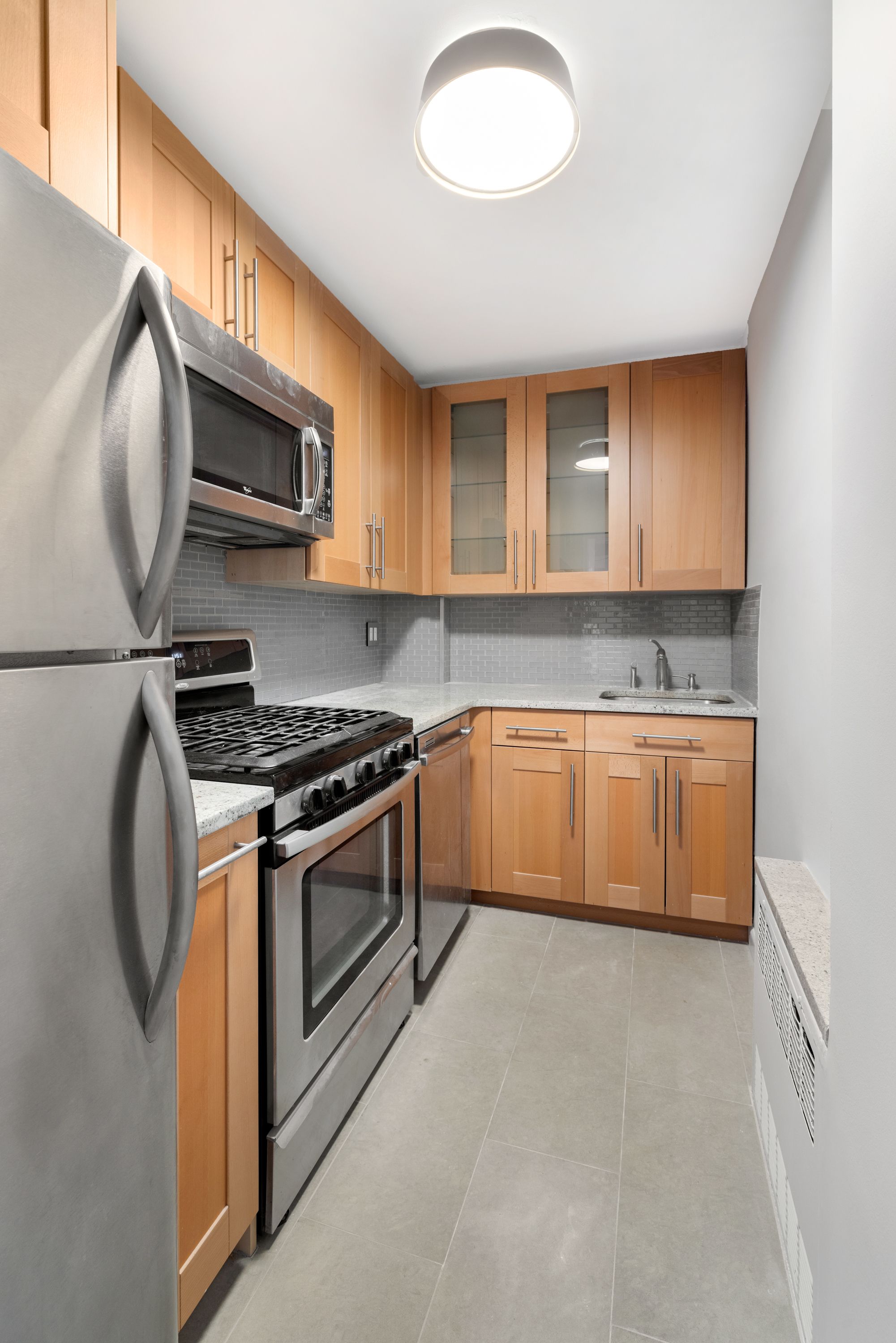 301 East 22nd Street, Unit 4P Manhattan, NY 10010 - Photo 5 of 17